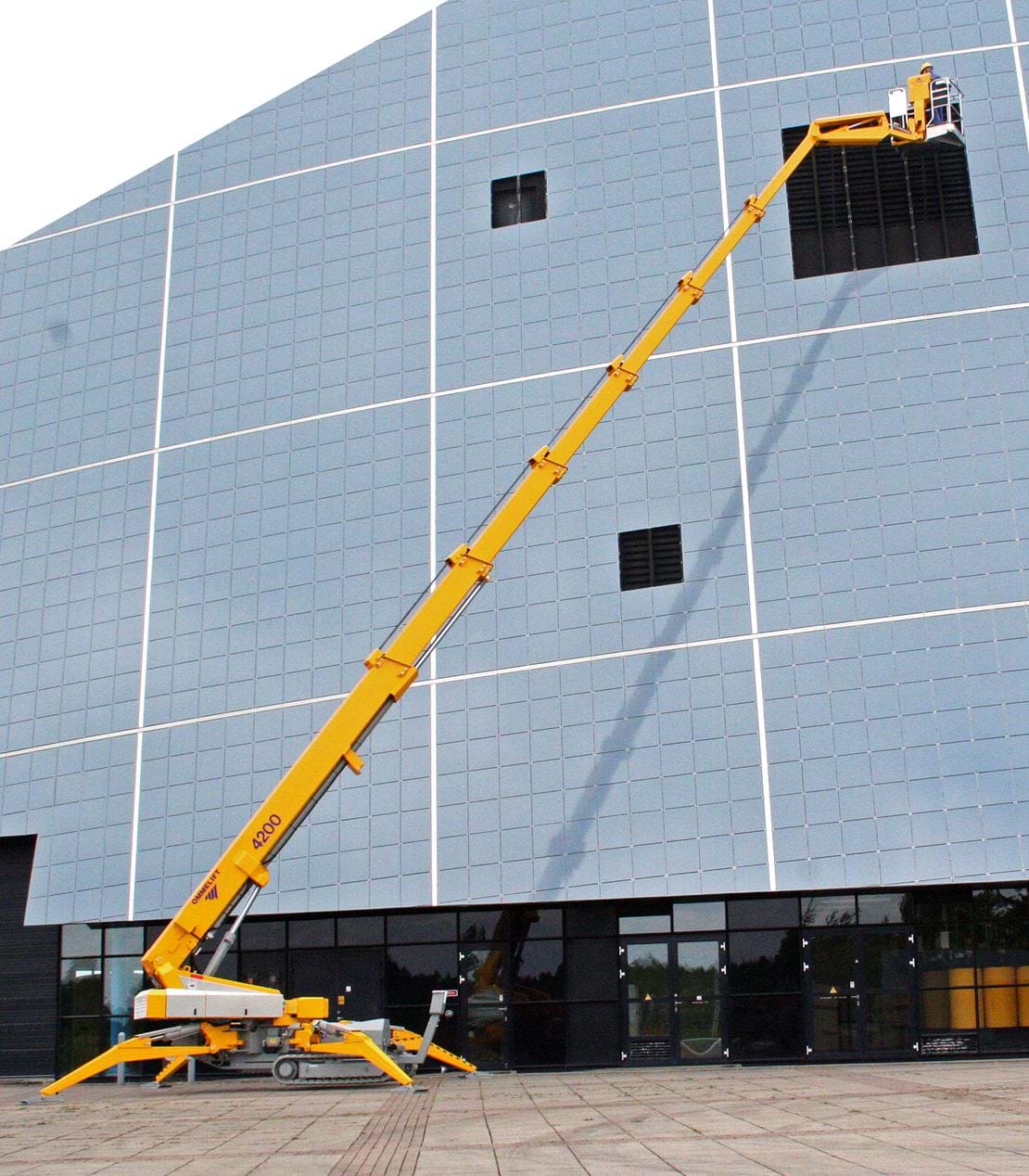 Denmark Ommelift 4200 RJ Viborg 2.jpg