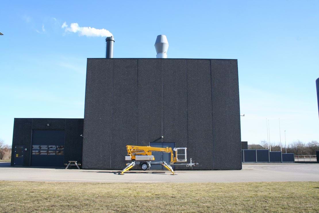 6. New 1500 EX Trailer Mouted Lift OMMELIFT 1500EX