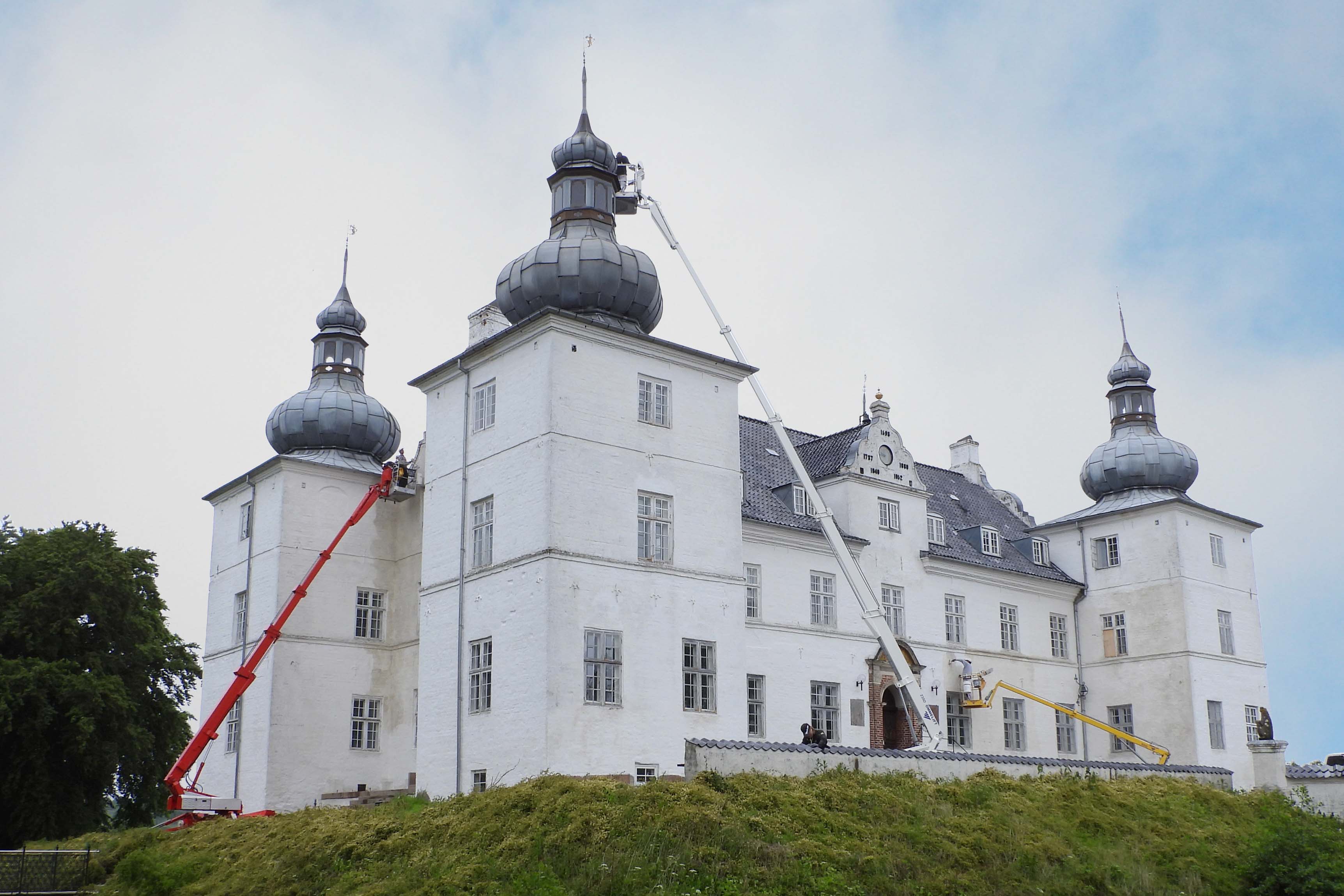 OMMELIFT Engelsholm Slot