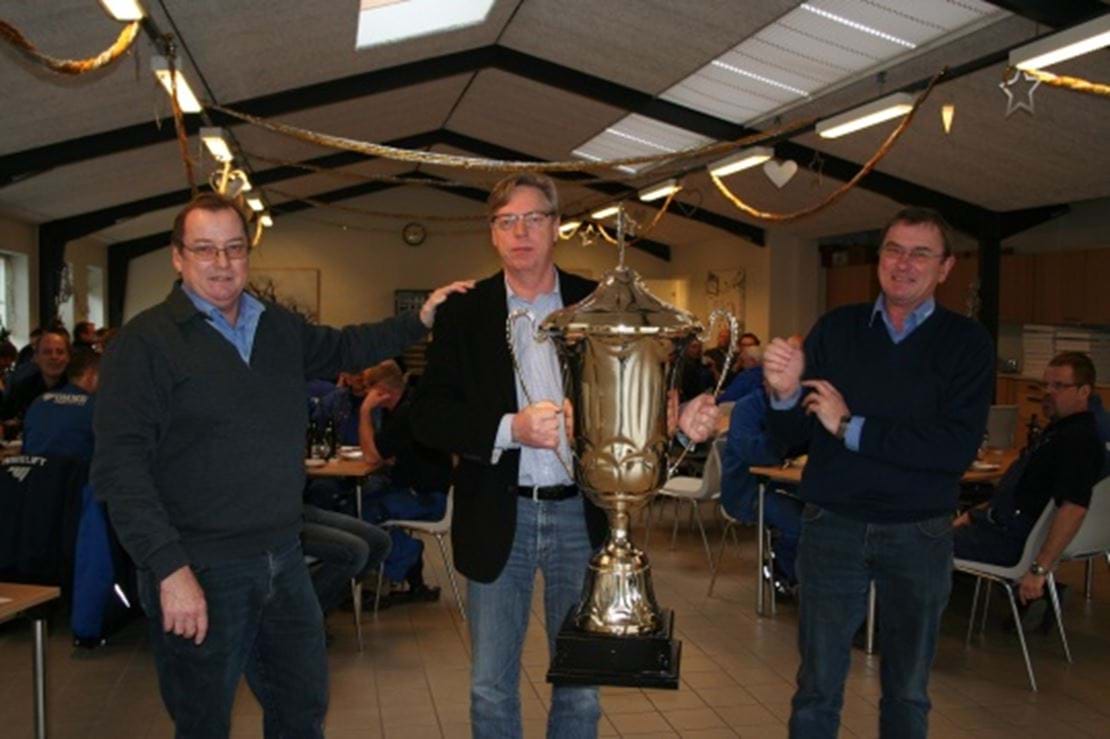 Årets medarbejder 2012.jpg